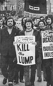 Ricky Tomlinson, Des Warren and Terry Renshaw with others from the ‘Shrewsbury 24’ at a demonstration outside the Shrewsbury court committal proceedings on 15 March 1973