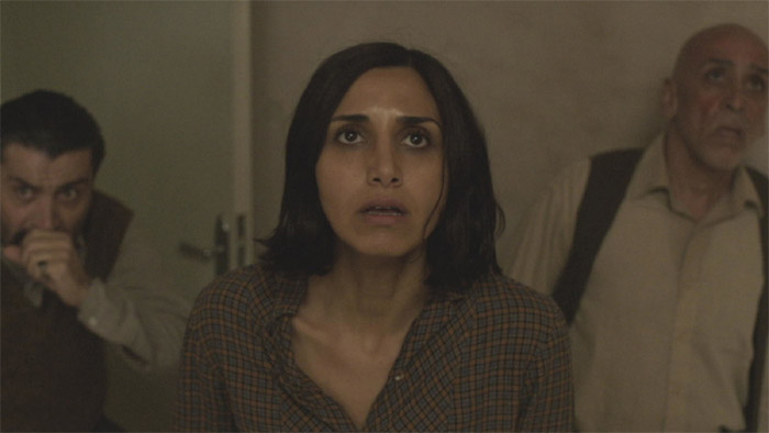 Under The Shadow (15)