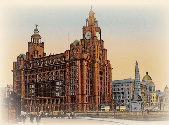 Liverpool: The Postcard Collection
